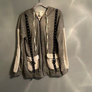 Blumin light weight jacket with pockets. Dark heather gray with light gray